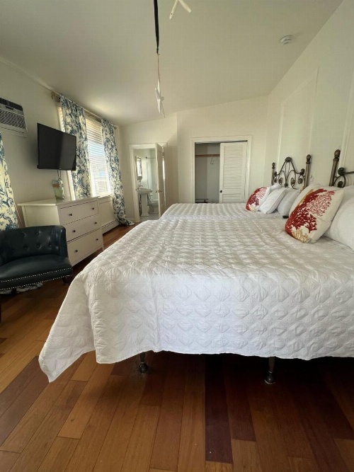 Inkwell Beach Cottage image 10