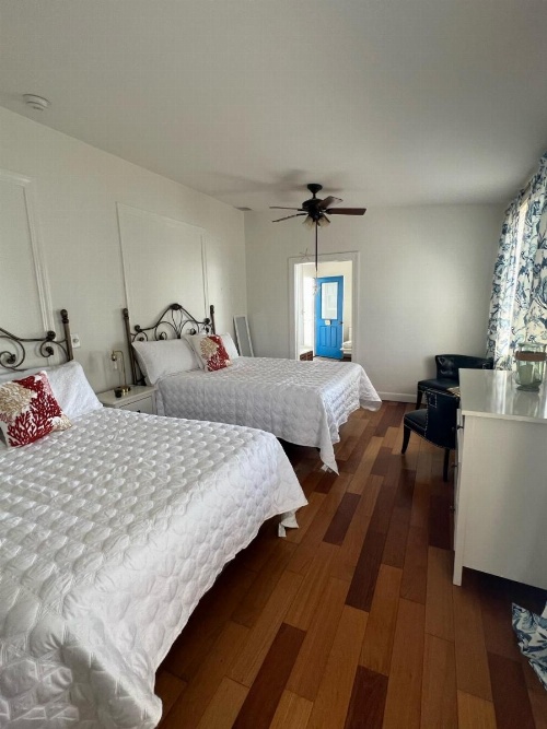 Inkwell Beach Cottage image 12