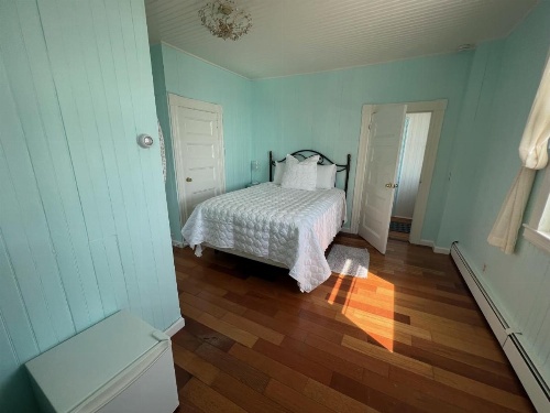 Inkwell Beach Cottage image 8